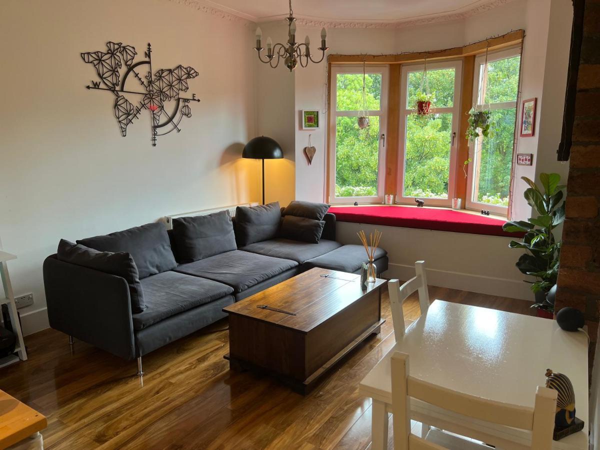 1 Bedroom Flat In Tolcross, Glasgow Top Floor. Εξωτερικό φωτογραφία